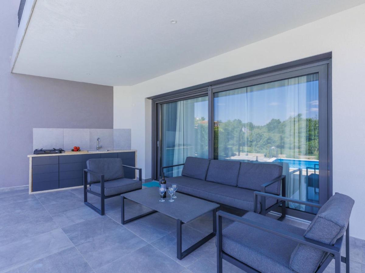 Holiday Home Villa Isabela - Prc423 By Interhome Nova Vas  ภายนอก รูปภาพ
